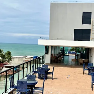 maraca-beach-residence-ll-flat-319.portodegalinhashotels.com/